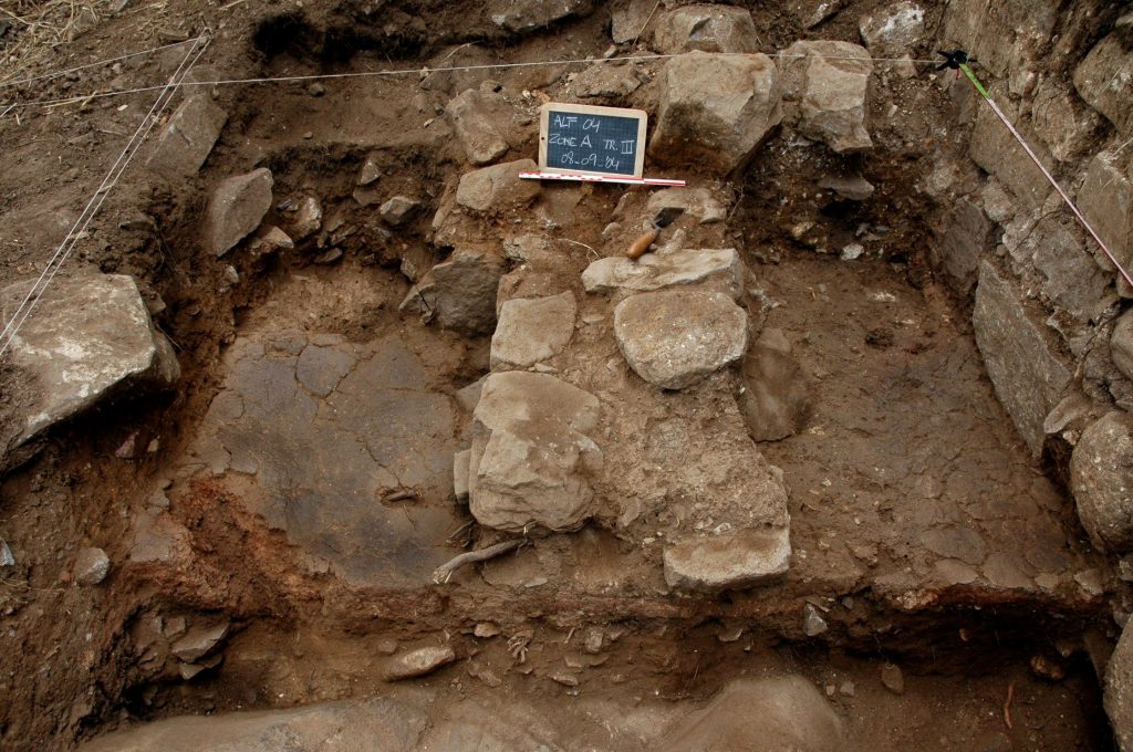 Campanha arqueólógica de 2004